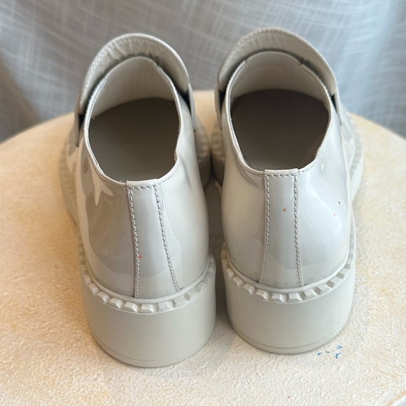 Prada Triangle Logo Patent Block Heel Slip On Loafers White Women’s EU 38 - Picture 5 of 7